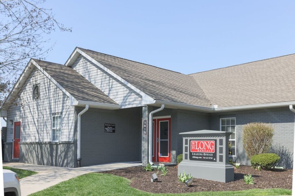 Burberry Place apartment community in East Lafayette Indiana